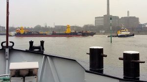 Erwerb des Radarpatent für die Binnenschifffahrt - Ausfahrt aus dem Stadthafen Homberg - Schleppverband in Bergfahrt