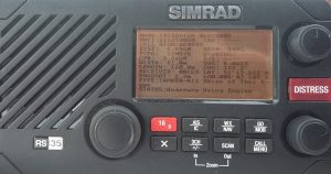 Kombikurs UKW Funk SRC und UBI für Sportbootfahrer - SIMRAD UKW Funkgerät für den Binnen- und Seefunk